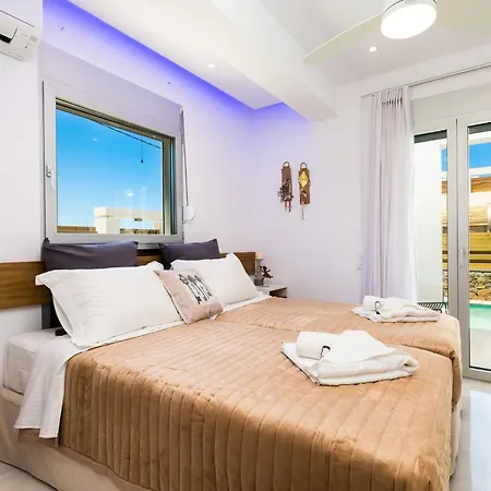 别墅 Extraordinary Rethymno Hantengu 3 Bedrooms Front Private Outdoor Swimming Pool And Hot Tub *