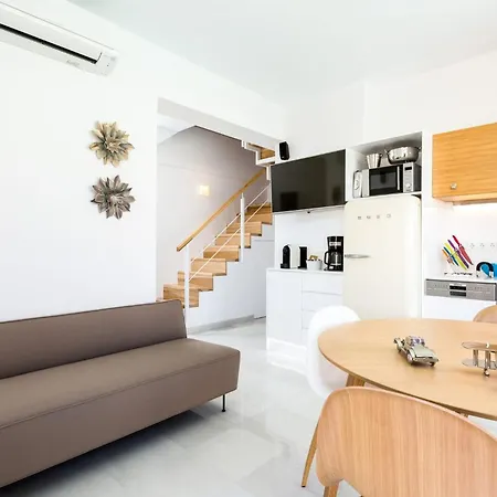 Extraordinary Rethymno Hantengu 3 Bedrooms Front Private Outdoor Swimming Pool And Hot Tub *